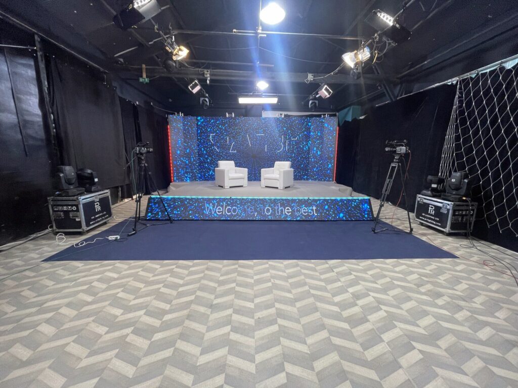 Vue large du studio NAVSI à Hussein Dey